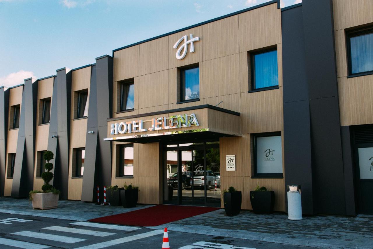 Hotel Jelena Banja Luka Exteriör bild